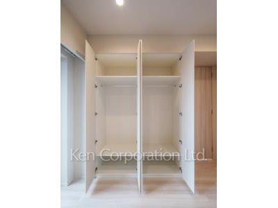 JIYUGAOKA MUSE SQUARE THE RESIDENCEの写真 クローゼット ※14階の同じ間取タイプを撮影。仕様が異なることがあります。