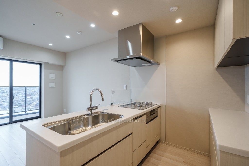 JIYUGAOKA MUSE SQUARE THE RESIDENCEの写真 キッチン ※14階の同じ間取タイプを撮影。仕様が異なることがあります。
