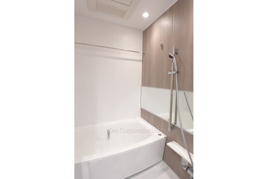 JIYUGAOKA MUSE SQUARE THE RESIDENCEの写真 バスルーム ※8階の同じ間取タイプを撮影。仕様が異なることがあります。