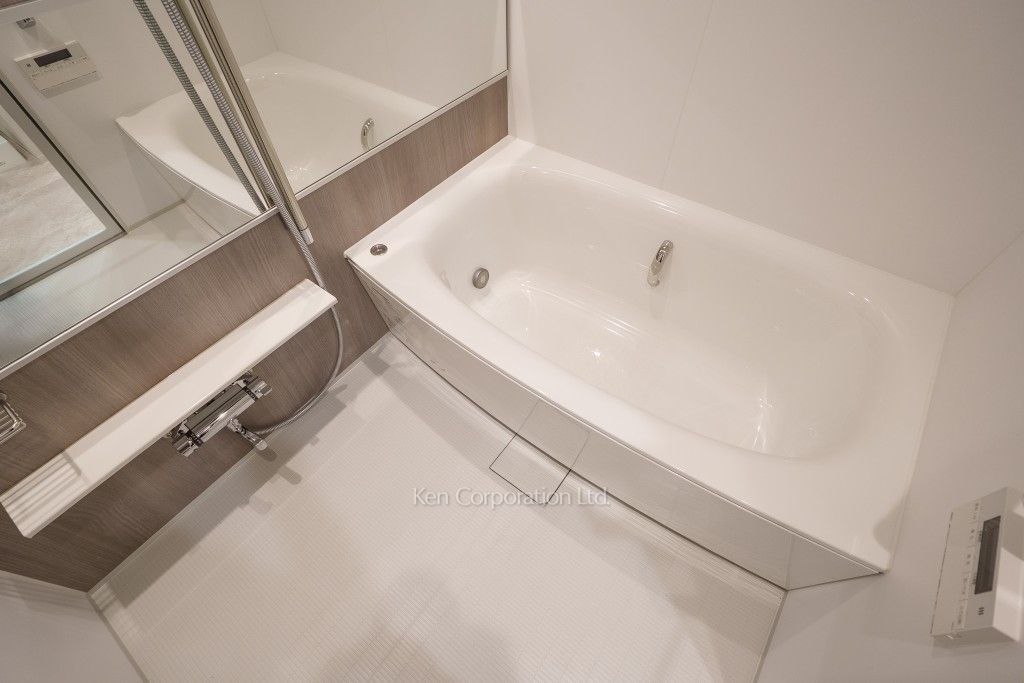 JIYUGAOKA MUSE SQUARE THE RESIDENCEの写真 バスルーム ※11階の同じ間取タイプを撮影。仕様が異なることがあります。