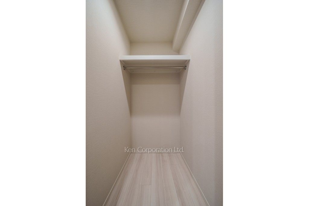 JIYUGAOKA MUSE SQUARE THE RESIDENCEの写真 ウォークインクローゼット ※11階の同じ間取タイプを撮影。仕様が異なることがあります。
