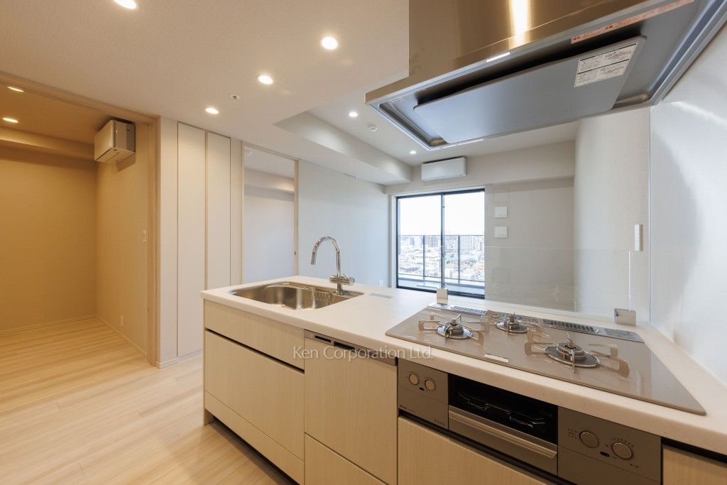 JIYUGAOKA MUSE SQUARE THE RESIDENCEの写真 キッチン ※11階の同じ間取タイプを撮影。仕様が異なることがあります。
