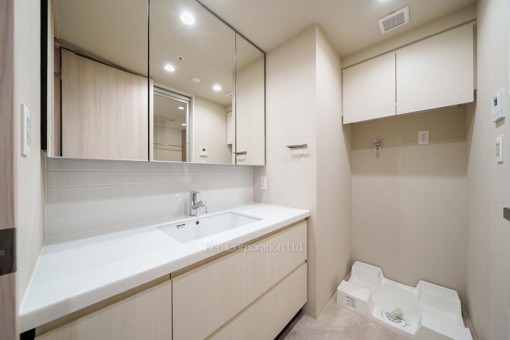 JIYUGAOKA MUSE SQUARE THE RESIDENCEの写真 パウダールーム ※11階の同じ間取タイプを撮影。仕様が異なることがあります。