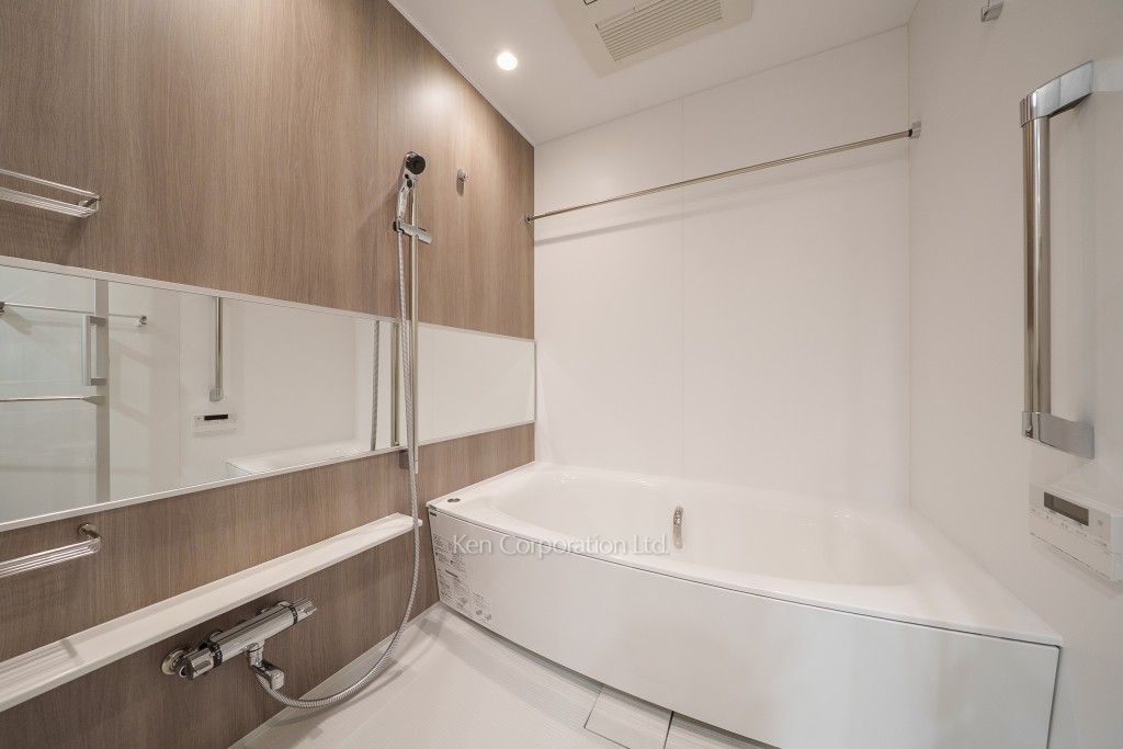JIYUGAOKA MUSE SQUARE THE RESIDENCEの写真 バスルーム ※11階の同じ間取タイプを撮影。仕様が異なることがあります。