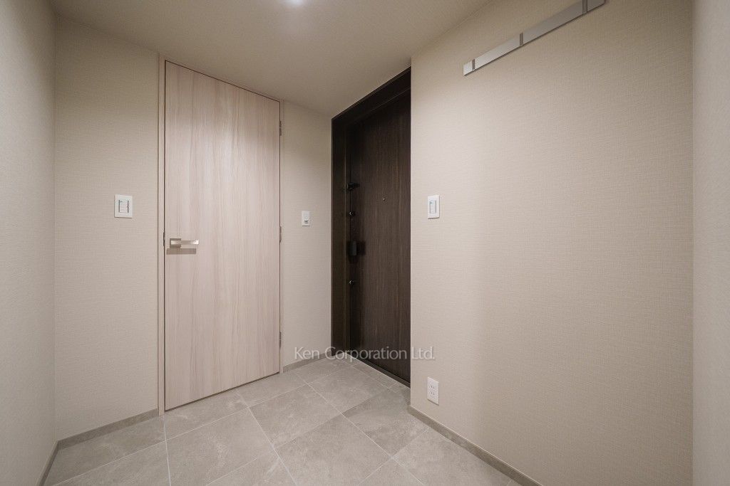 JIYUGAOKA MUSE SQUARE THE RESIDENCEの写真 玄関 ※11階の同じ間取タイプを撮影。仕様が異なることがあります。