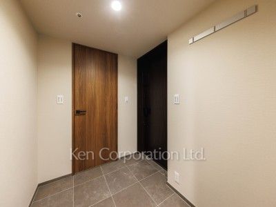 JIYUGAOKA MUSE SQUARE THE RESIDENCEの写真 玄関 ※12階の同じ間取タイプを撮影。仕様が異なることがあります。