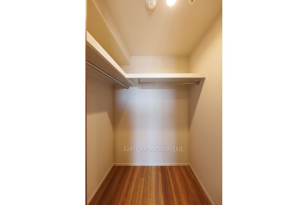 JIYUGAOKA MUSE SQUARE THE RESIDENCEの写真 ウォークインクローゼット ※12階の同じ間取タイプを撮影。仕様が異なることがあります。