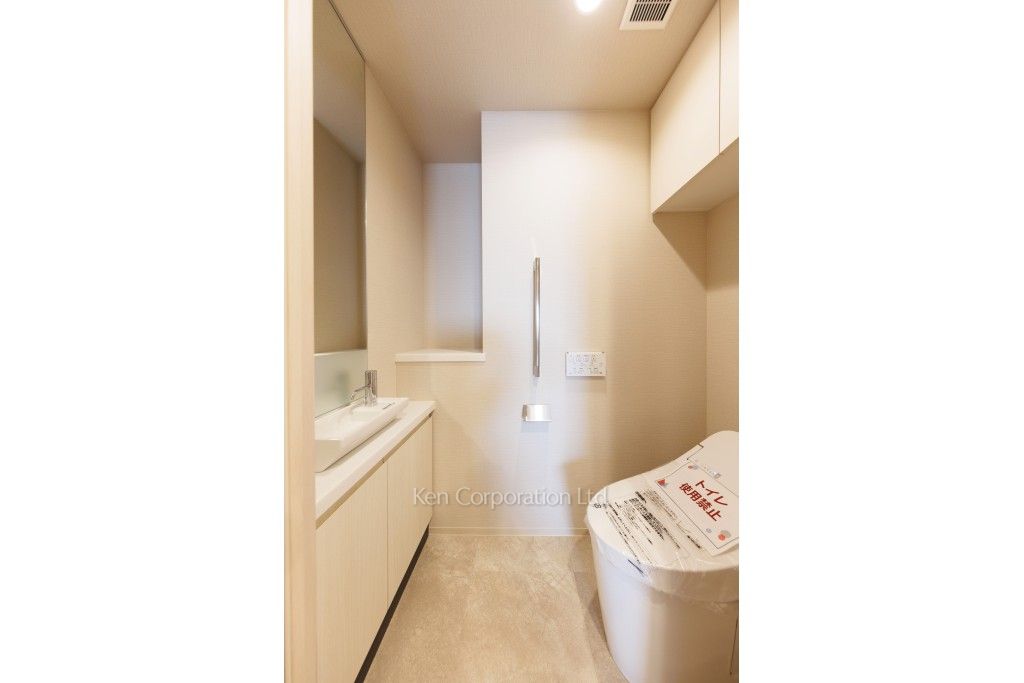 JIYUGAOKA MUSE SQUARE THE RESIDENCEの写真 トイレ ※11階の同じ間取タイプを撮影。仕様が異なることがあります。