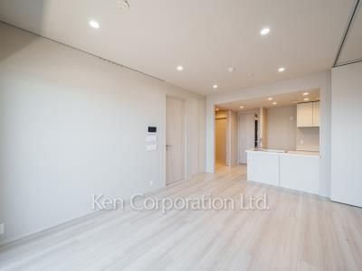 JIYUGAOKA MUSE SQUARE THE RESIDENCEの写真 居室（LDなど） ※11階の同じ間取タイプを撮影。仕様が異なることがあります。