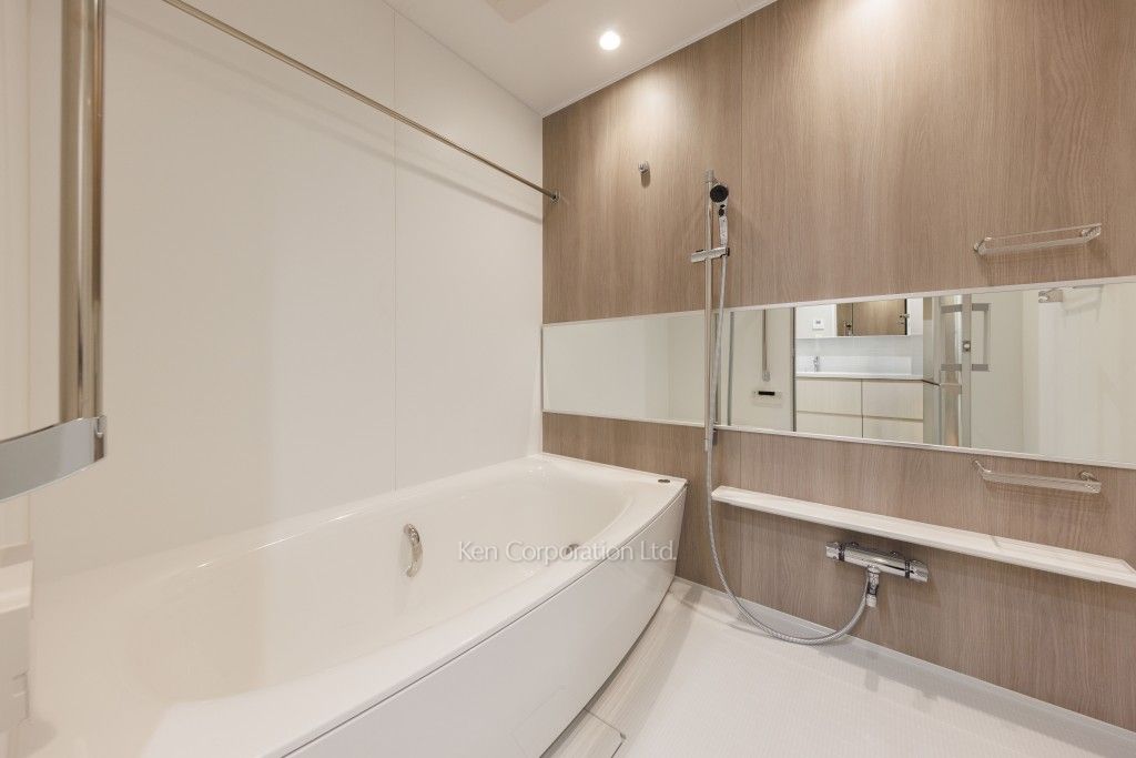 JIYUGAOKA MUSE SQUARE THE RESIDENCEの写真 バスルーム ※11階の同じ間取タイプを撮影。仕様が異なることがあります。