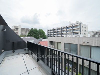 La Perla Meguro-HigashiyamaⅡの写真 ルーフバルコニー