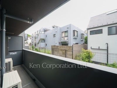 La Perla Meguro-HigashiyamaⅡの写真 バルコニー