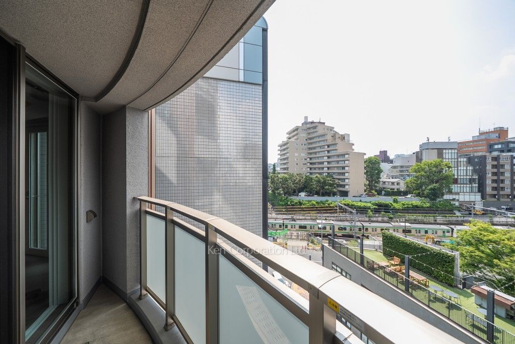 プラウド渋谷東の写真 バルコニー