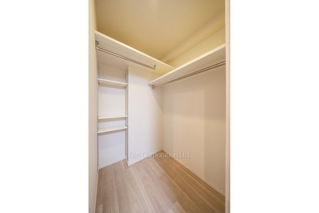 プレミスト佃二丁目の写真 ウォークインクローゼット