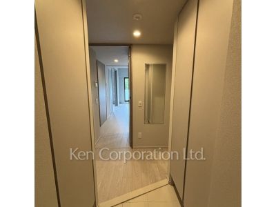 Rovine目黒東山の写真 玄関 ※写真・画像は実際と異なる場合がございます。部屋写真は同一タイプのものです。（ただし、画像中にタイプ名の記載がある場合はその記載内容を優先します。）