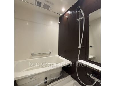 バスルーム ※写真・画像は実際と異なる場合がございます。部屋写真は同一タイプのものです。（ただし、画像中にタイプ名の記載がある場合はその記載内容を優先します。）