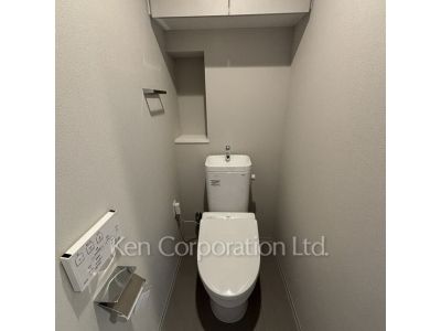 トイレ ※写真・画像は実際と異なる場合がございます。部屋写真は同一タイプのものです。（ただし、画像中にタイプ名の記載がある場合はその記載内容を優先します。）