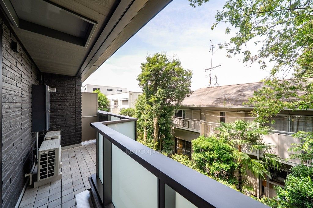 THE ARBUTUS HILLS KAKINOKIZAKAの写真 バルコニー