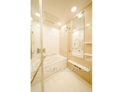 バスルーム ※写真・画像は実際と異なる場合がございます。部屋写真は同一タイプのものです。（ただし、画像中にタイプ名の記載がある場合はその記載内容を優先します。）