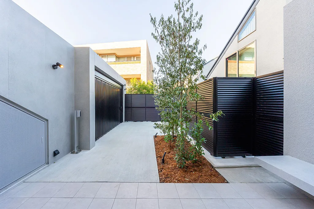 THE GRANDUO SAKURASHINMACHI 106